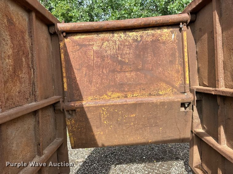 image for item EB2670 Trench box