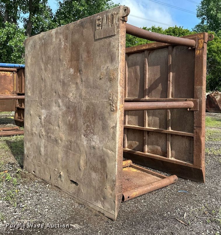 image for item EB2671 EMI trench box