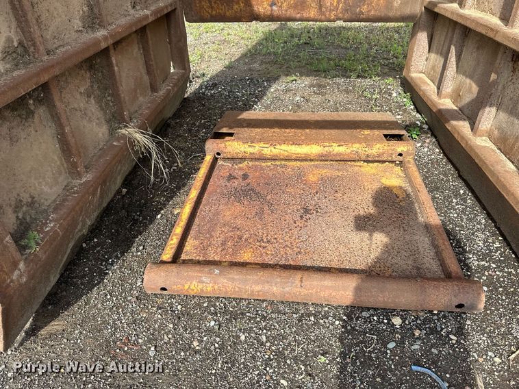 image for item EB2671 EMI trench box