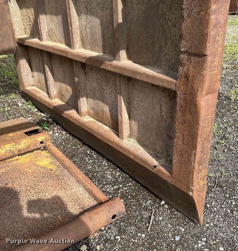 image for item EB2671 EMI trench box