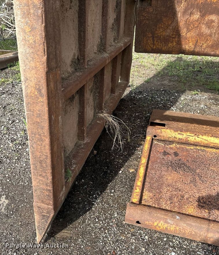 image for item EB2671 EMI trench box