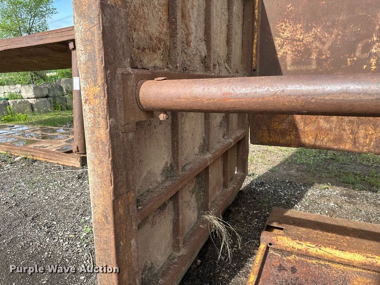 image for item EB2671 EMI trench box