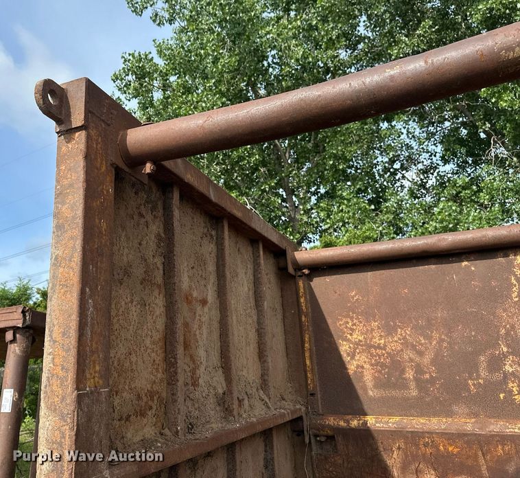 image for item EB2671 EMI trench box