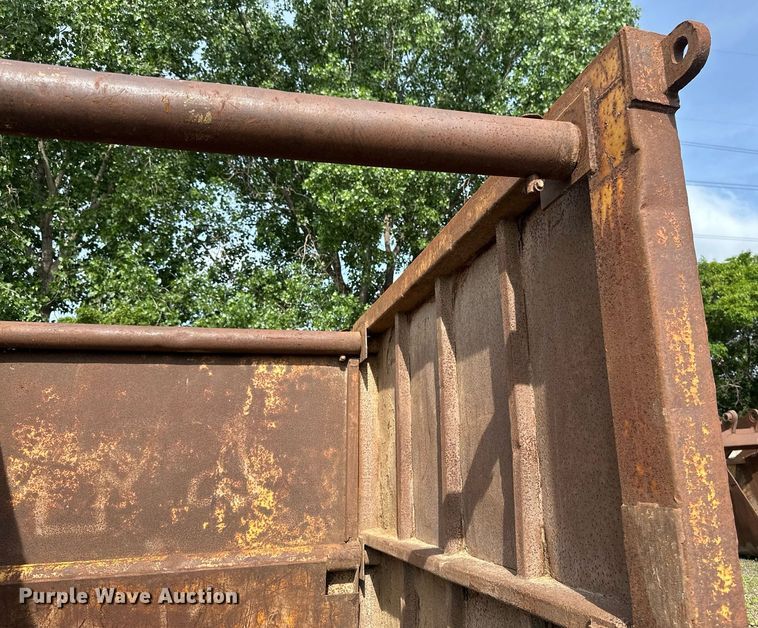 image for item EB2671 EMI trench box