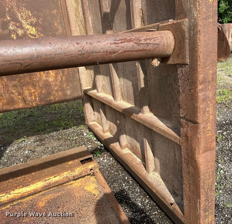 image for item EB2671 EMI trench box