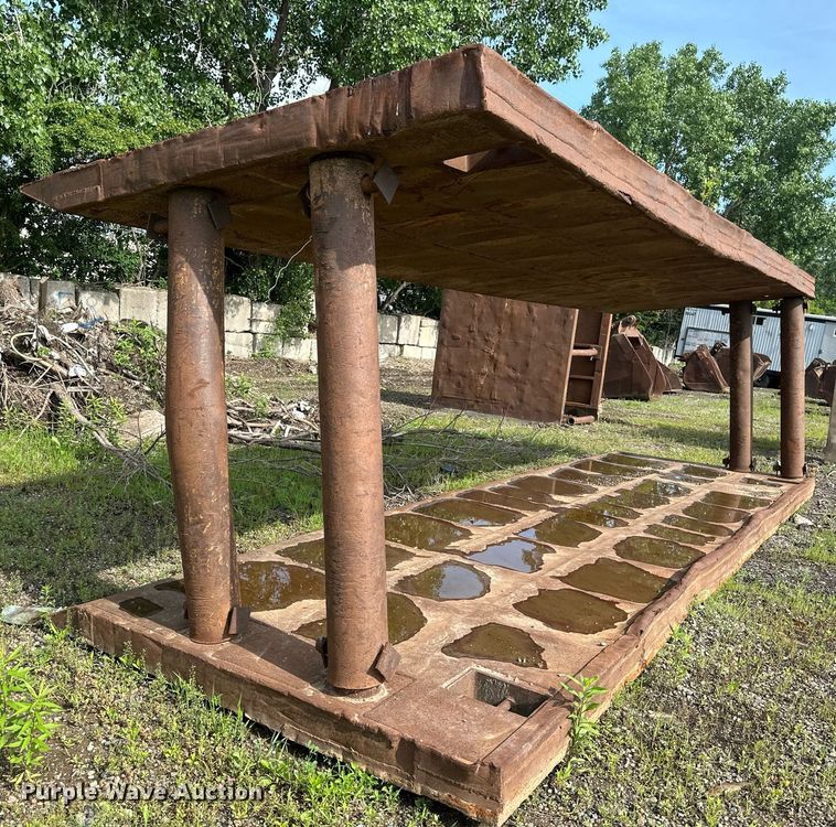 image for item EB2672 Trench box