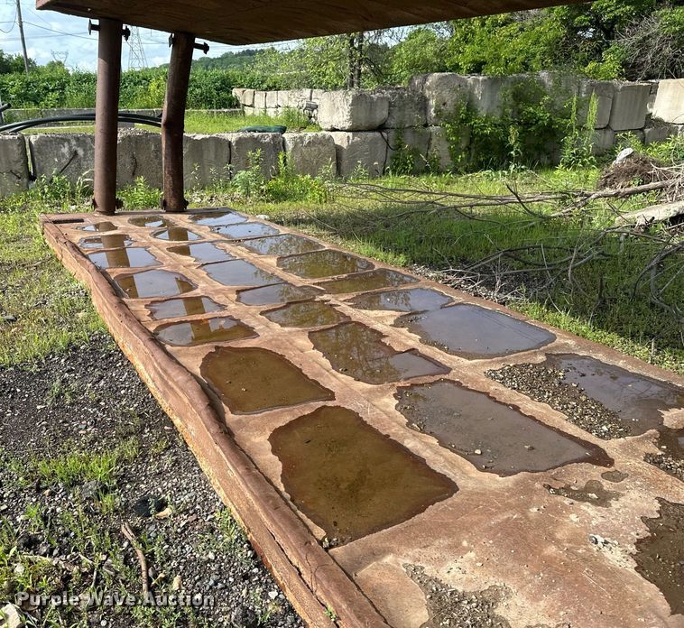 image for item EB2672 Trench box