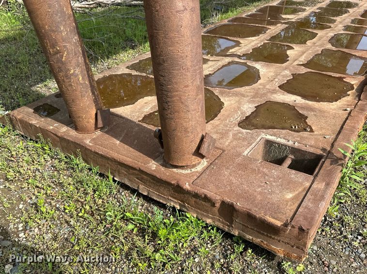 image for item EB2672 Trench box