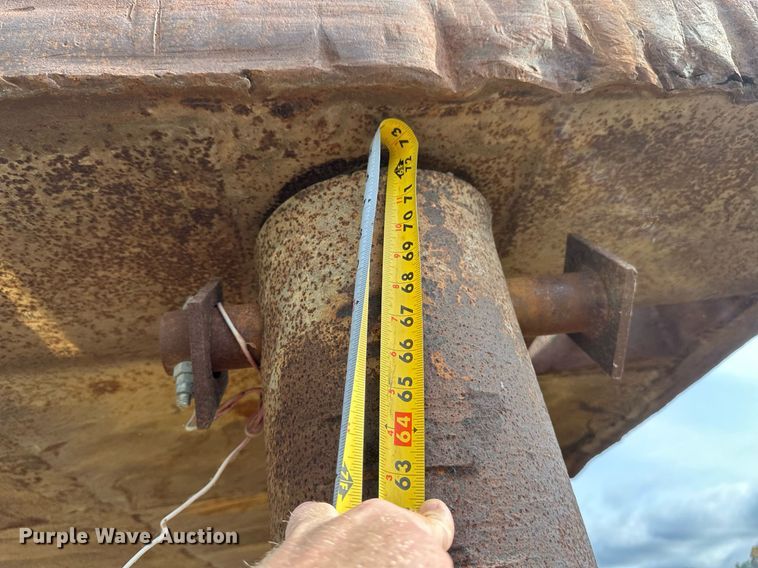 image for item EB2672 Trench box