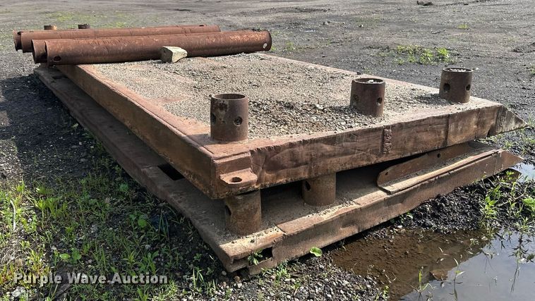 image for item EB2673 Trench box