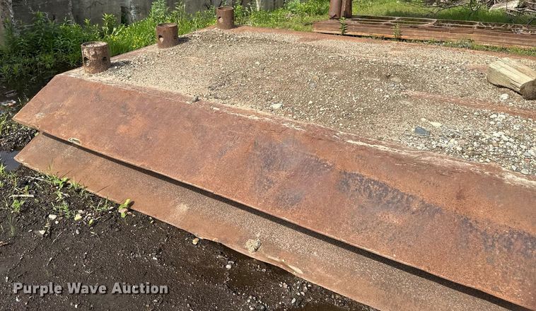 image for item EB2673 Trench box