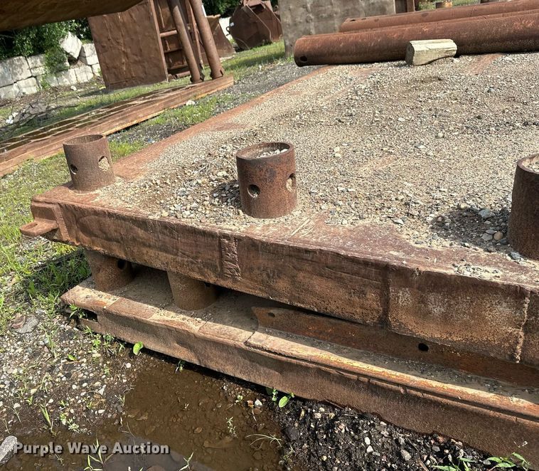 image for item EB2673 Trench box