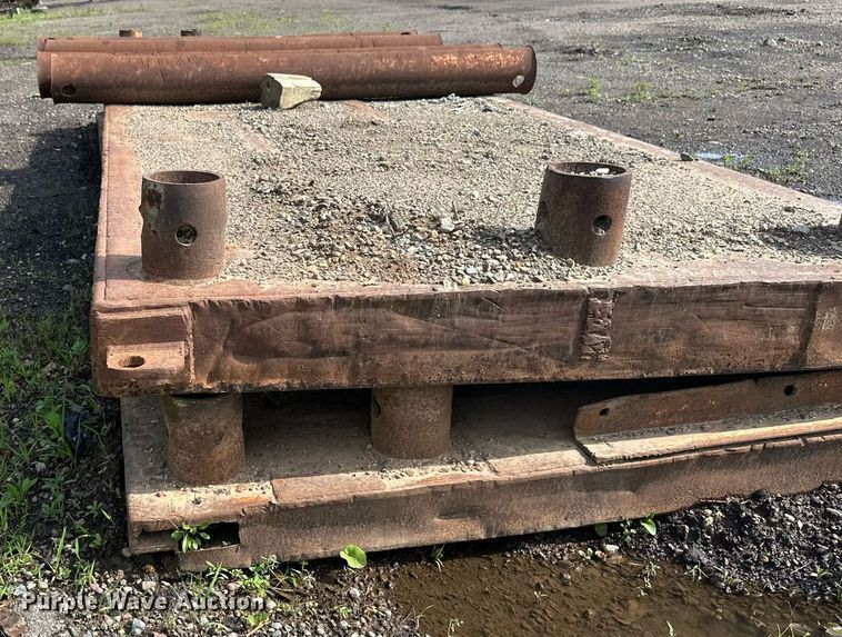 image for item EB2673 Trench box