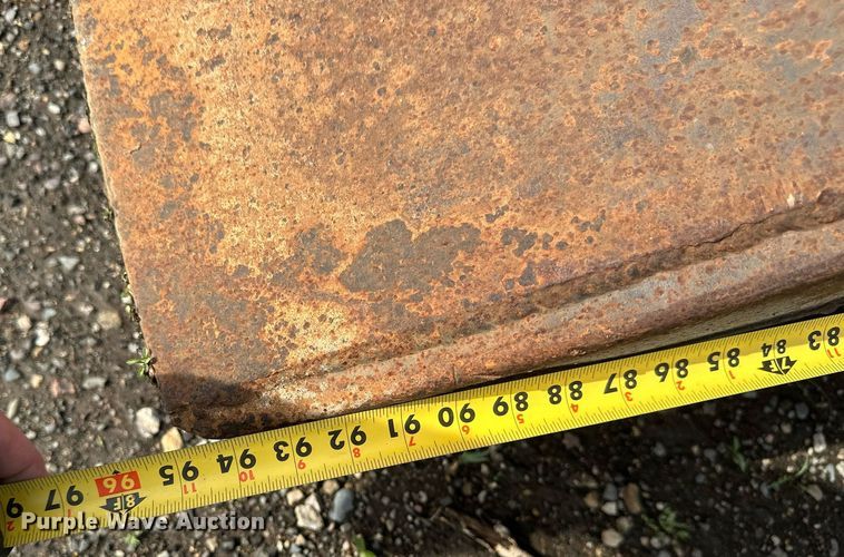 image for item EB2673 Trench box