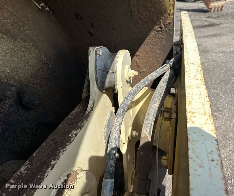 image for item EB2675 2004 Ingersoll Rand SD-105F TF single drum vibratory roller