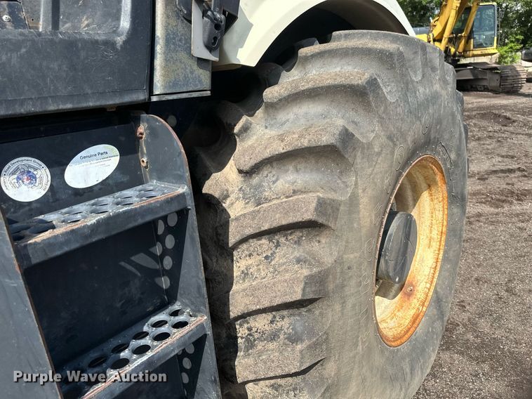 image for item EB2675 2004 Ingersoll Rand SD-105F TF single drum vibratory roller