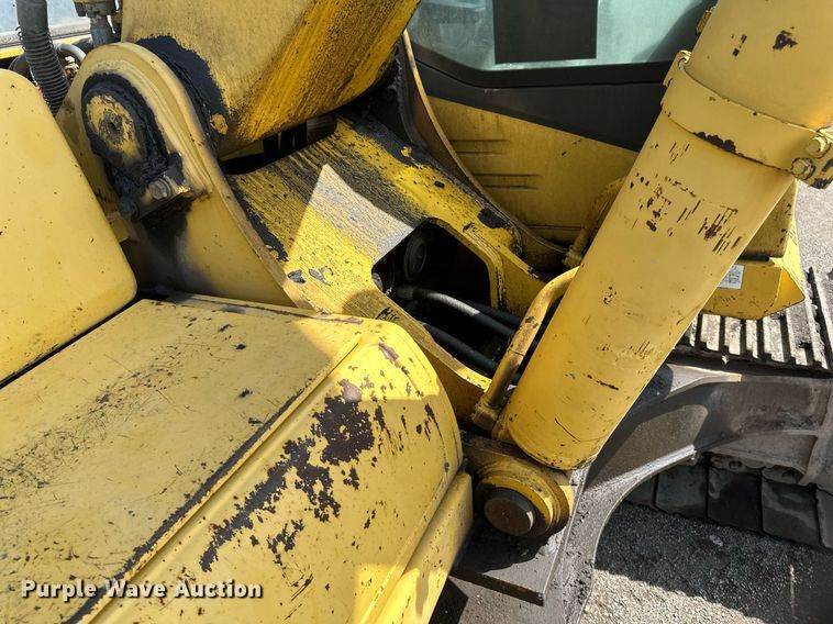 image for item EB2676 2004 Komatsu PC400LC-7 excavator