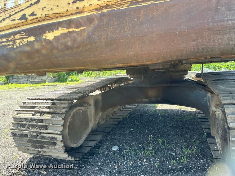 image for item EB2676 2004 Komatsu PC400LC-7 excavator