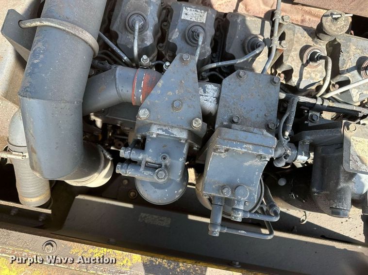 image for item EB2676 2004 Komatsu PC400LC-7 excavator