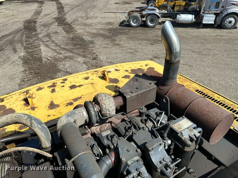image for item EB2676 2004 Komatsu PC400LC-7 excavator