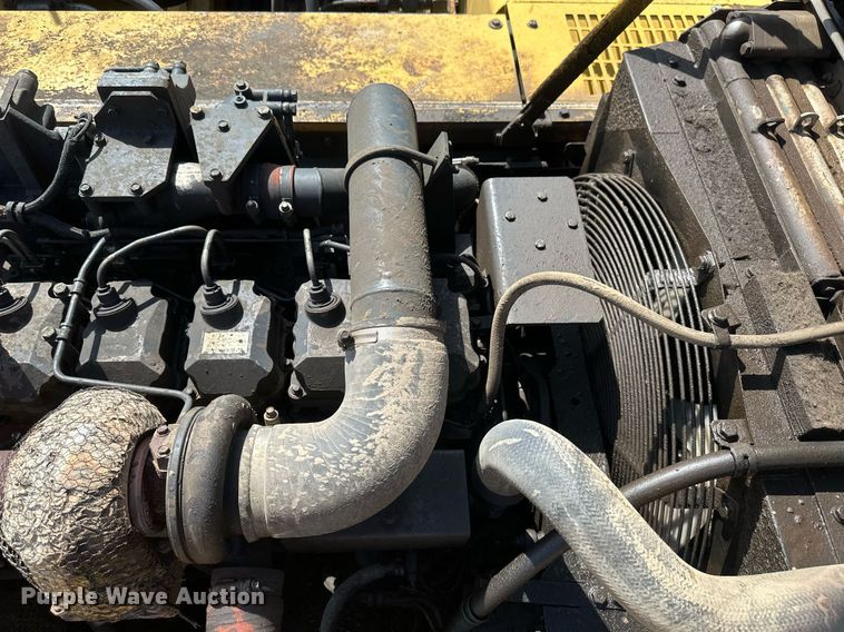 image for item EB2676 2004 Komatsu PC400LC-7 excavator