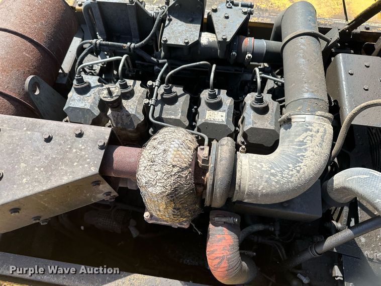 image for item EB2676 2004 Komatsu PC400LC-7 excavator