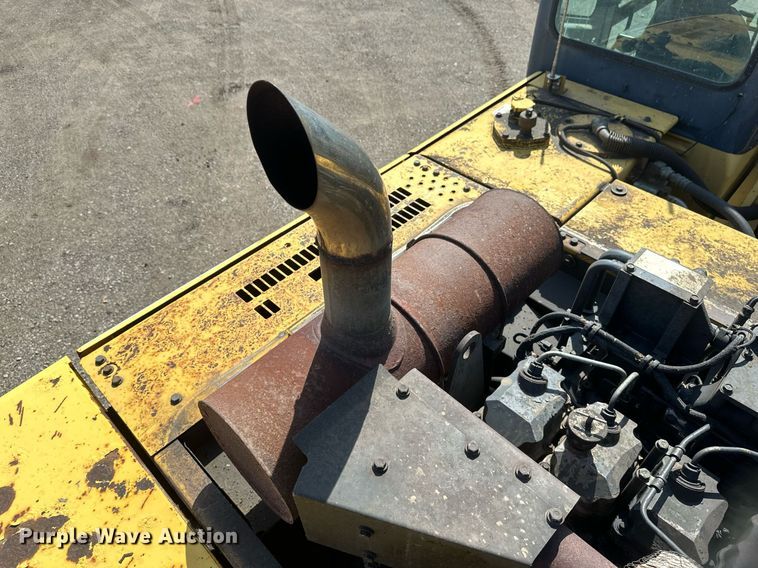 image for item EB2676 2004 Komatsu PC400LC-7 excavator