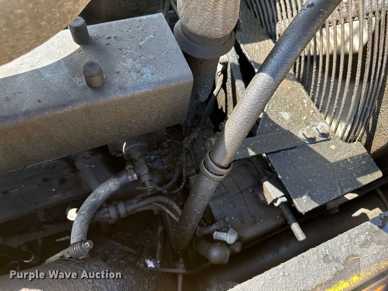 image for item EB2676 2004 Komatsu PC400LC-7 excavator