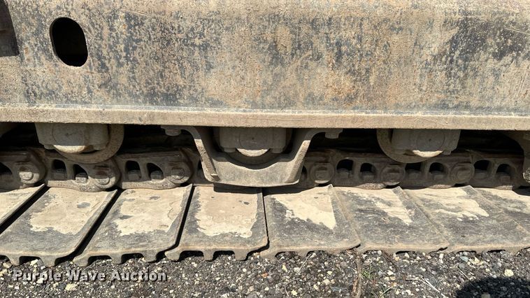 image for item EB2676 2004 Komatsu PC400LC-7 excavator