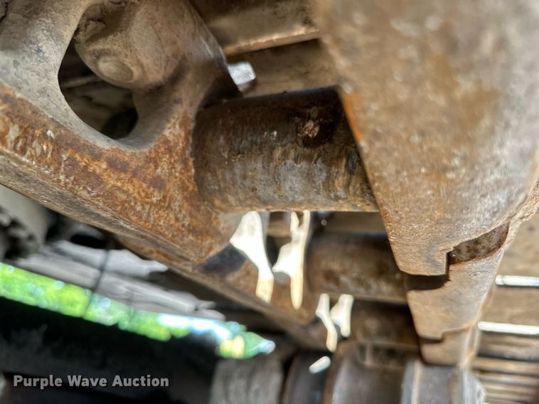 image for item EB2676 2004 Komatsu PC400LC-7 excavator