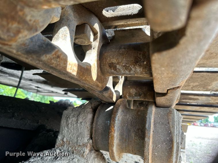 image for item EB2676 2004 Komatsu PC400LC-7 excavator