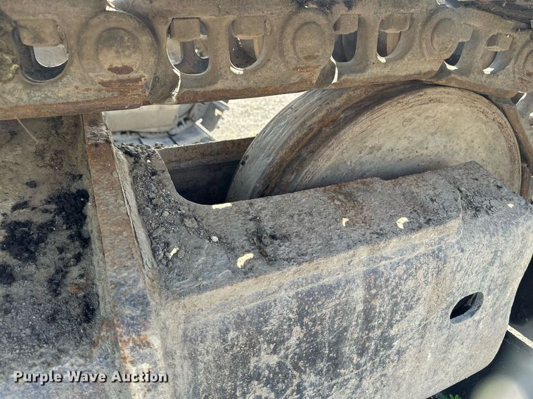 image for item EB2676 2004 Komatsu PC400LC-7 excavator