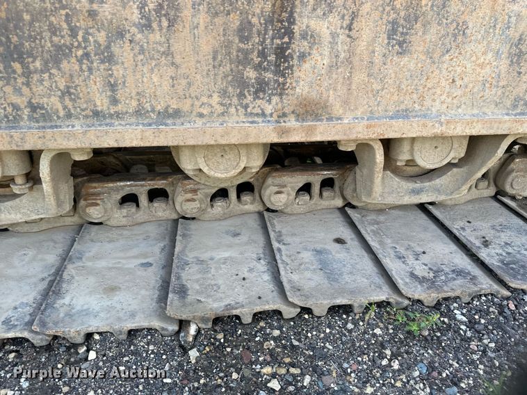 image for item EB2676 2004 Komatsu PC400LC-7 excavator