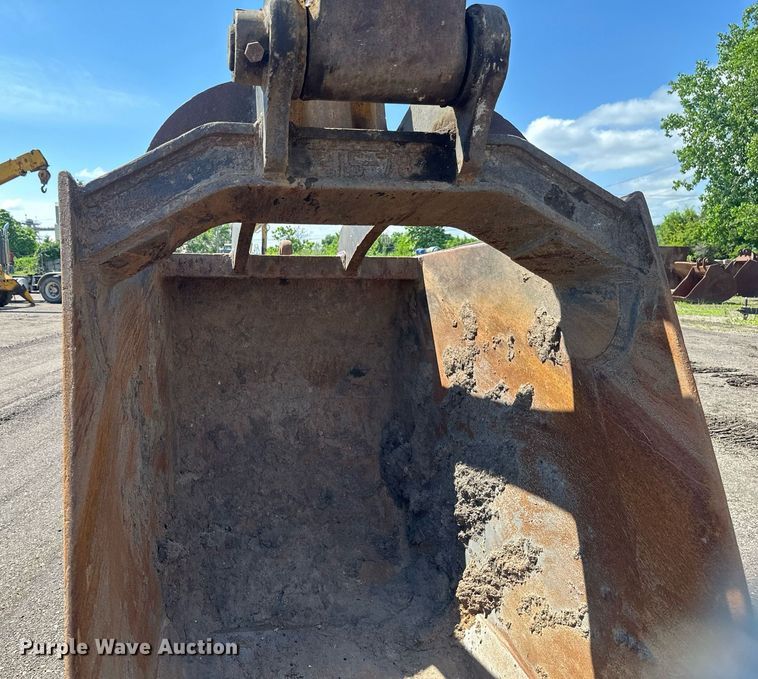 image for item EB2678 2001 Komatsu PC400LC-6LM excavator