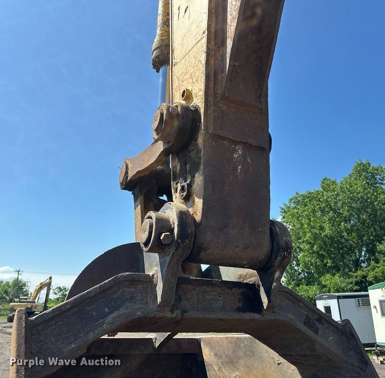 image for item EB2678 2001 Komatsu PC400LC-6LM excavator