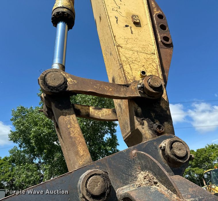 image for item EB2678 2001 Komatsu PC400LC-6LM excavator