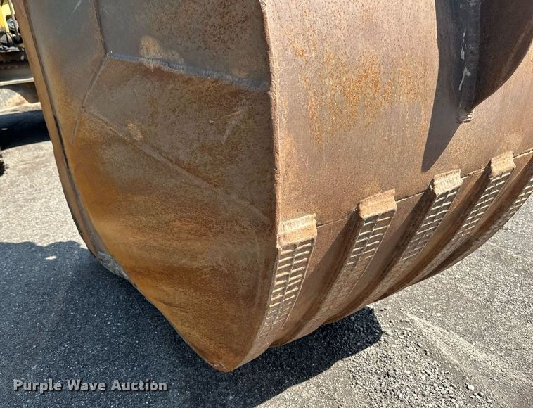 image for item EB2678 2001 Komatsu PC400LC-6LM excavator