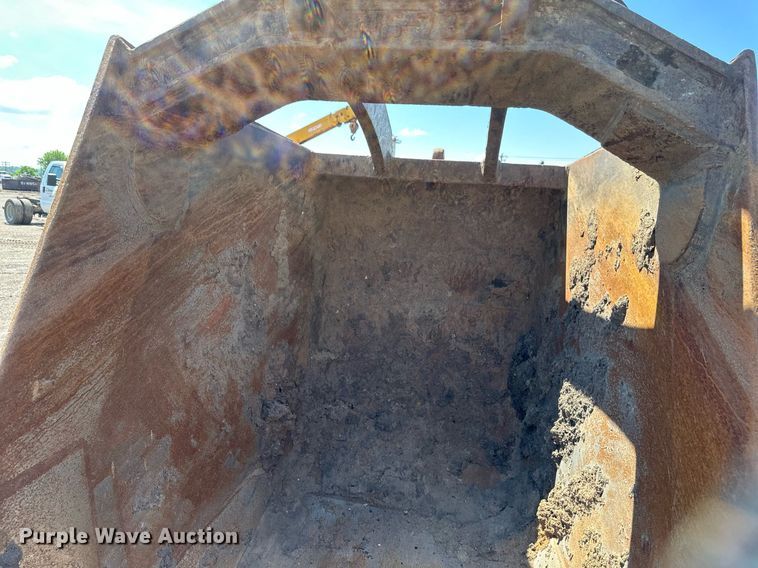 image for item EB2678 2001 Komatsu PC400LC-6LM excavator