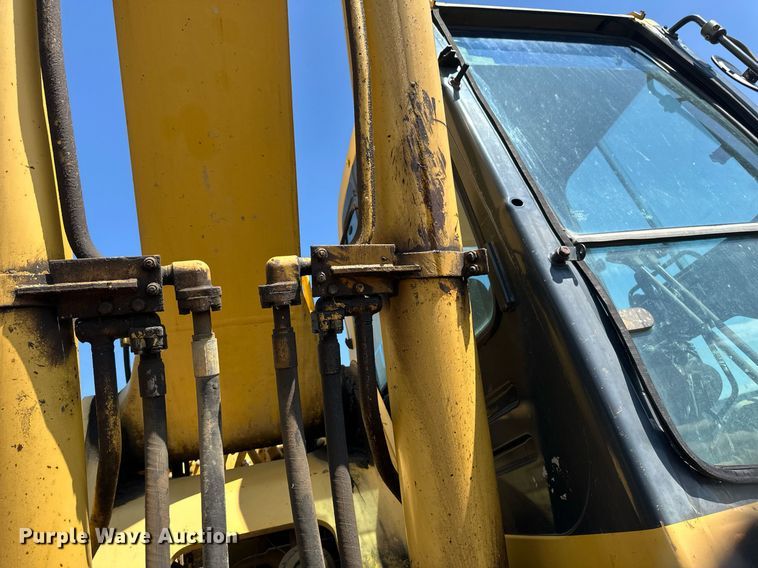 image for item EB2678 2001 Komatsu PC400LC-6LM excavator