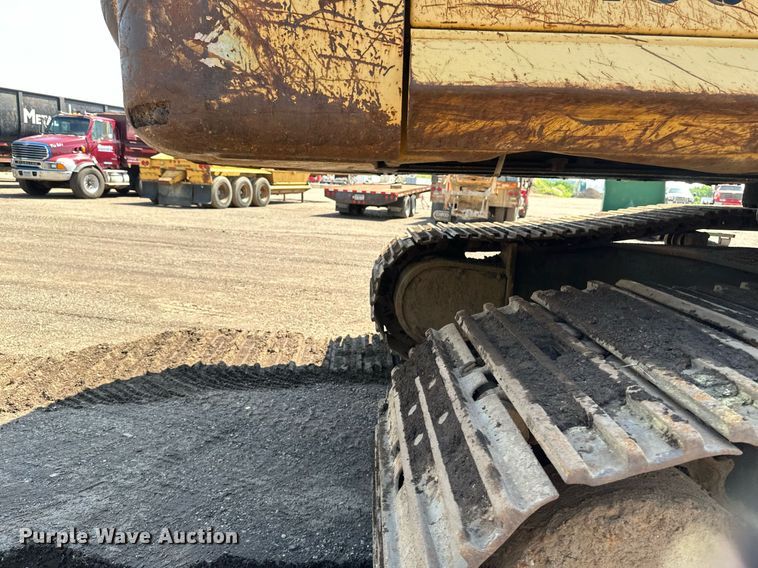 image for item EB2678 2001 Komatsu PC400LC-6LM excavator