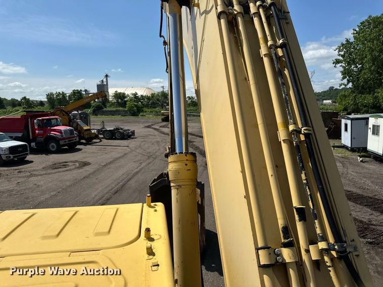 image for item EB2678 2001 Komatsu PC400LC-6LM excavator