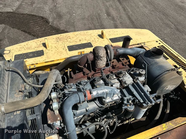 image for item EB2678 2001 Komatsu PC400LC-6LM excavator