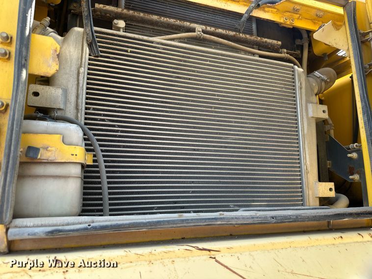 image for item EB2678 2001 Komatsu PC400LC-6LM excavator