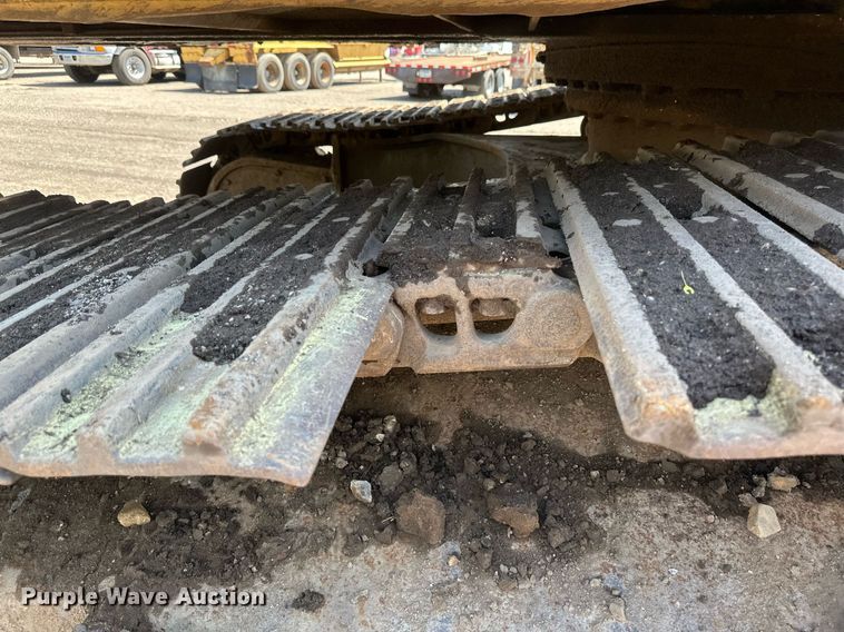 image for item EB2678 2001 Komatsu PC400LC-6LM excavator