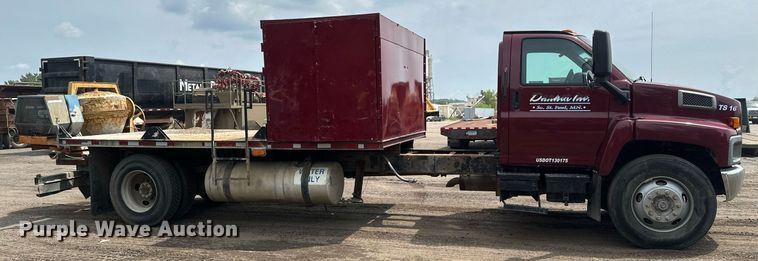 image for item EB2679 2003 Chevrolet Kodiak flatbed truck