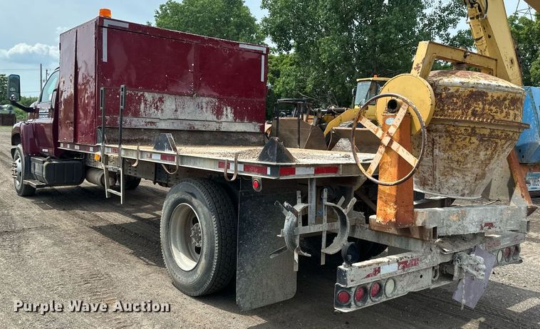 image for item EB2679 2003 Chevrolet Kodiak flatbed truck