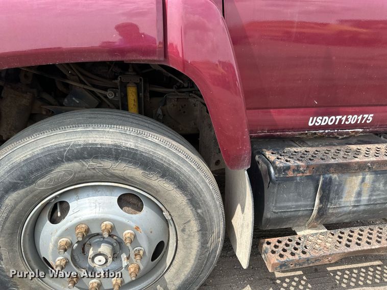 image for item EB2679 2003 Chevrolet Kodiak flatbed truck