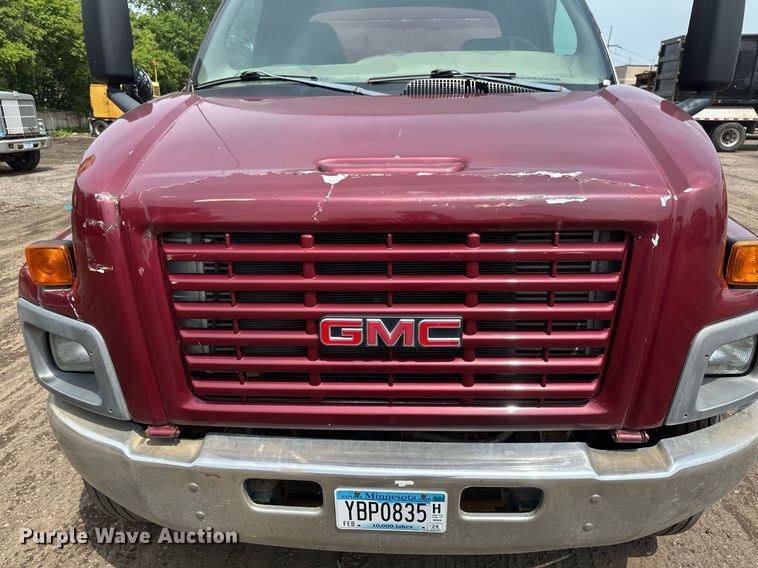 image for item EB2679 2003 Chevrolet Kodiak flatbed truck