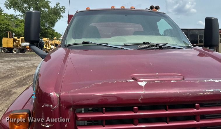 image for item EB2679 2003 Chevrolet Kodiak flatbed truck