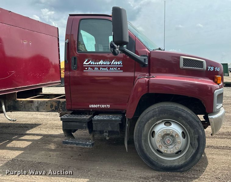 image for item EB2679 2003 Chevrolet Kodiak flatbed truck